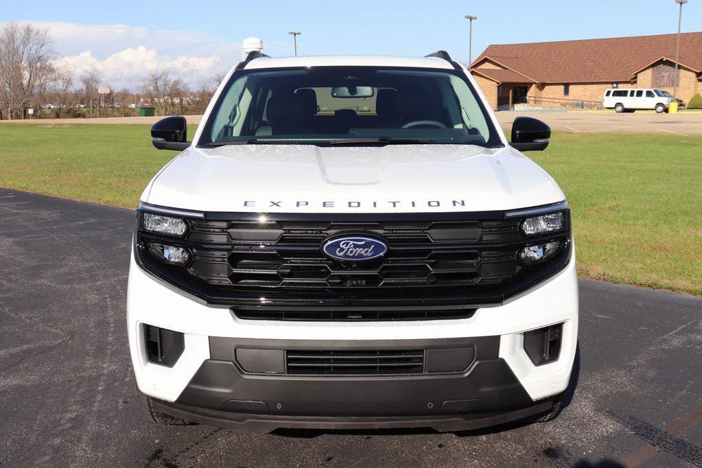 new 2025 Ford Expedition Max car, priced at $76,745