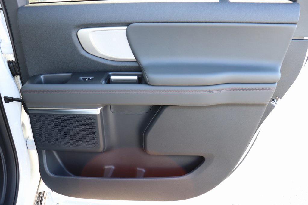 new 2025 Ford Expedition Max car, priced at $76,745