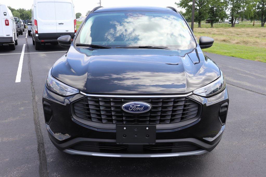 new 2025 Ford Escape car, priced at $28,405