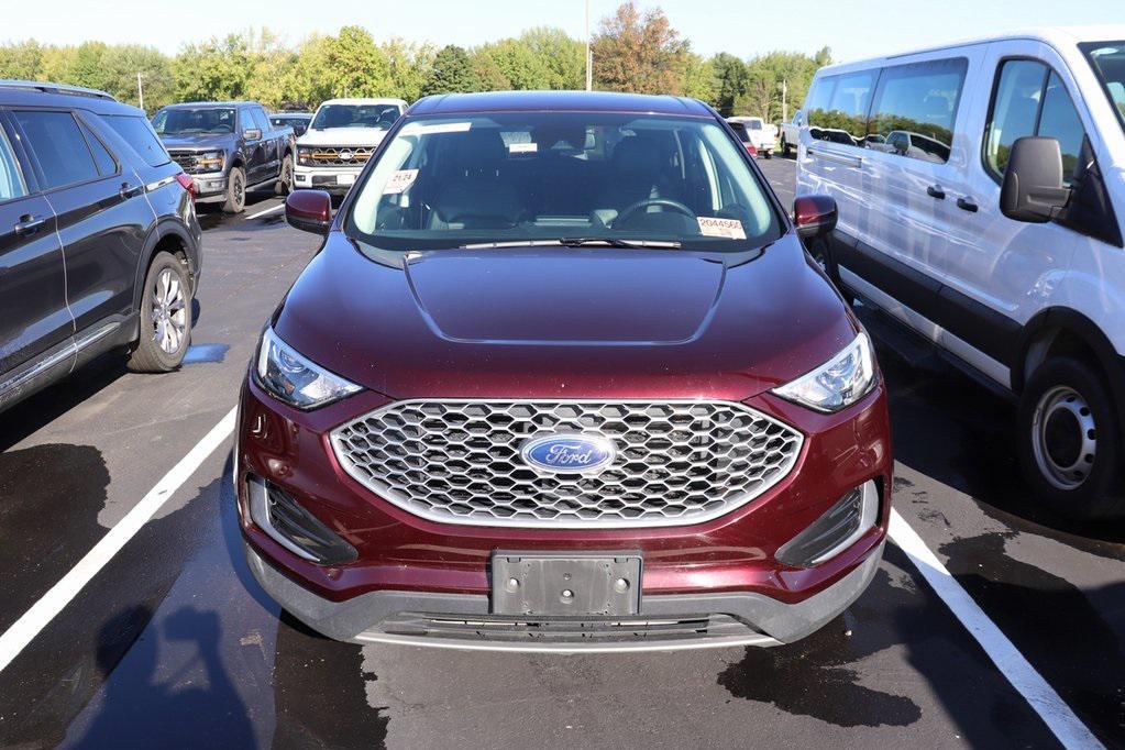 used 2024 Ford Edge car, priced at $25,900