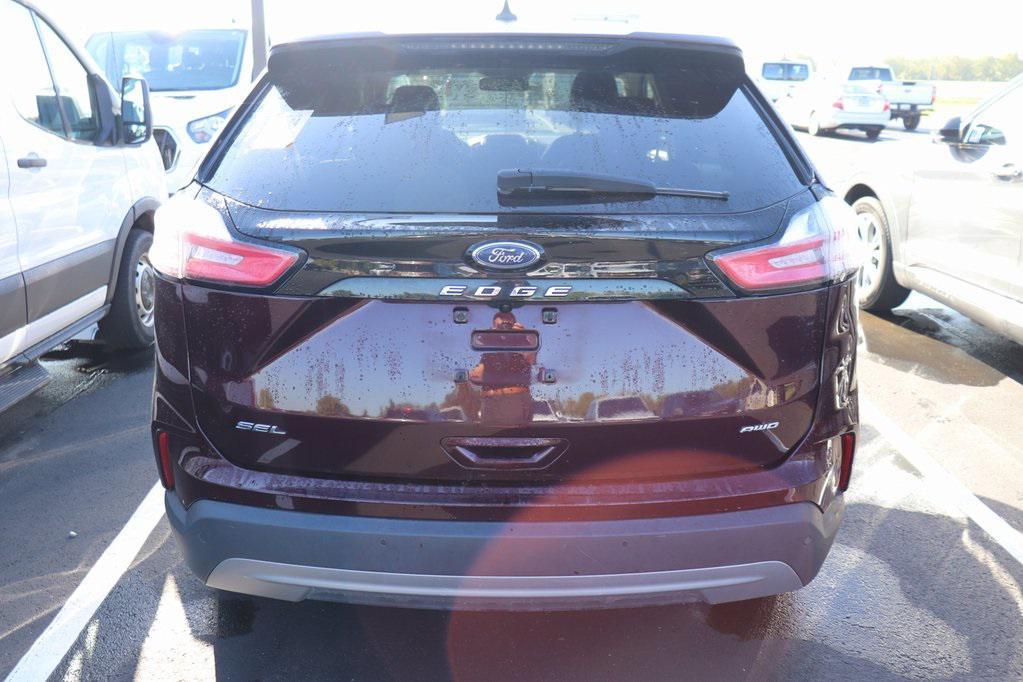used 2024 Ford Edge car, priced at $25,900