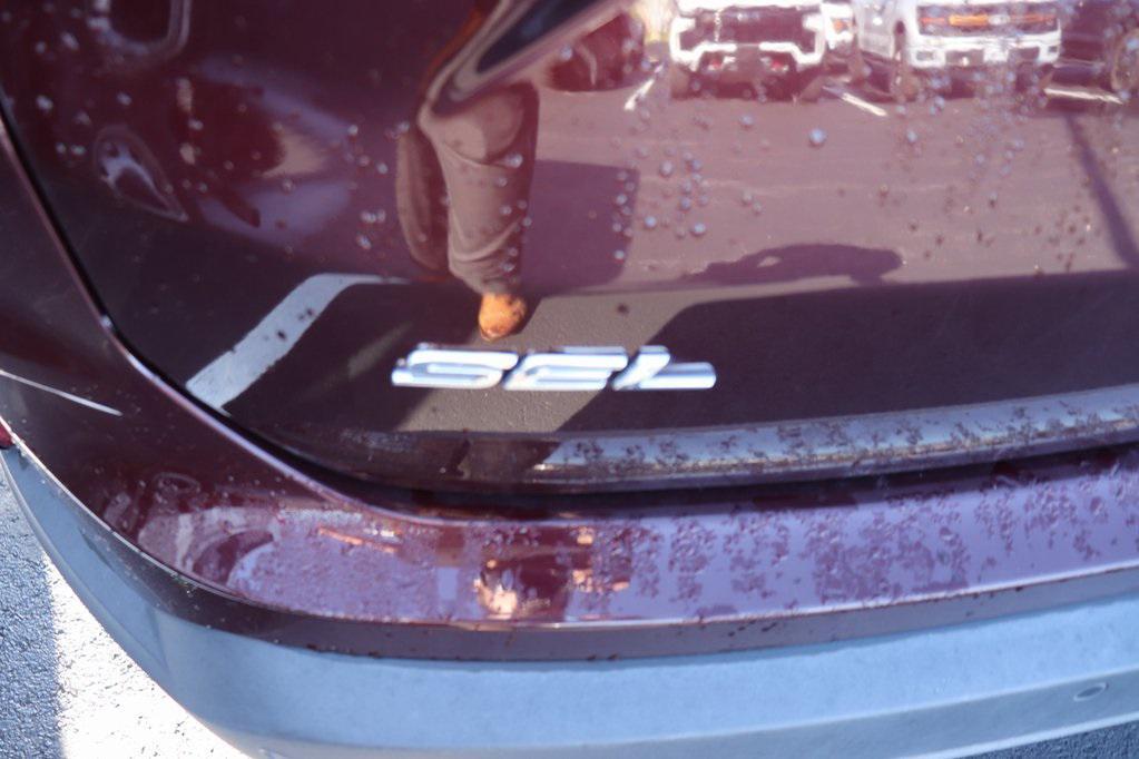 used 2024 Ford Edge car, priced at $25,900