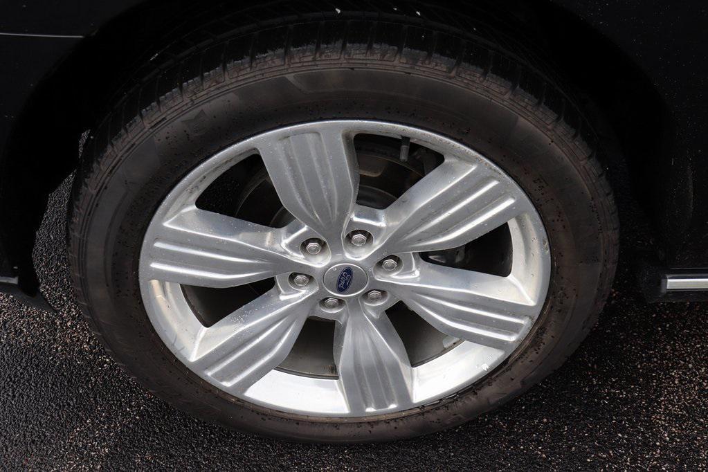 used 2024 Ford Expedition Max car, priced at $60,000