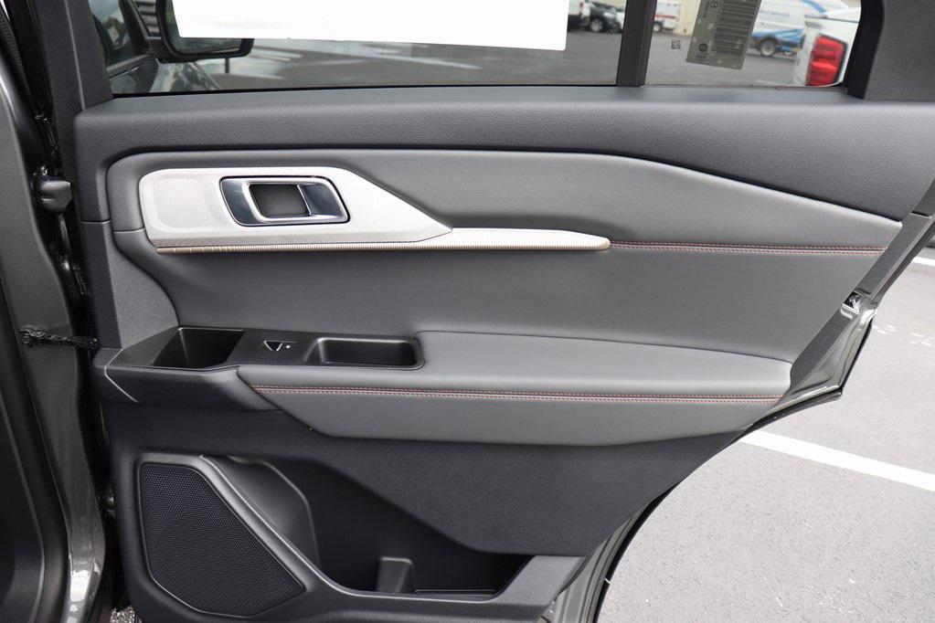 new 2025 Ford Explorer car, priced at $46,500