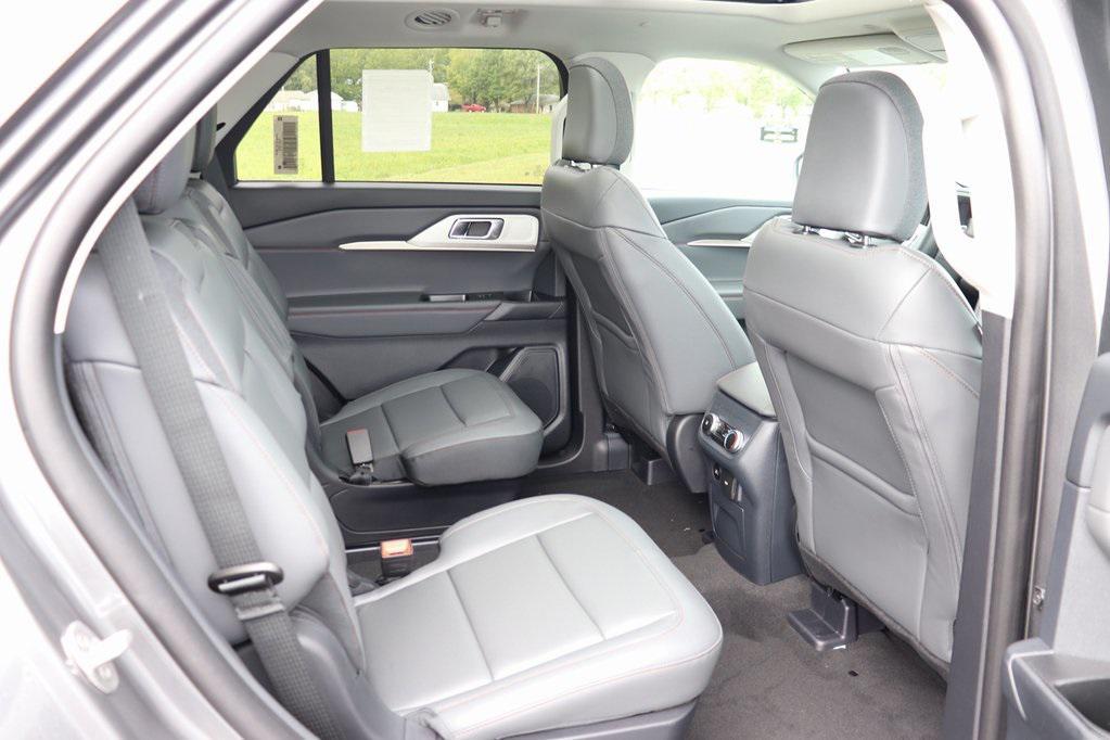 new 2025 Ford Explorer car, priced at $46,500