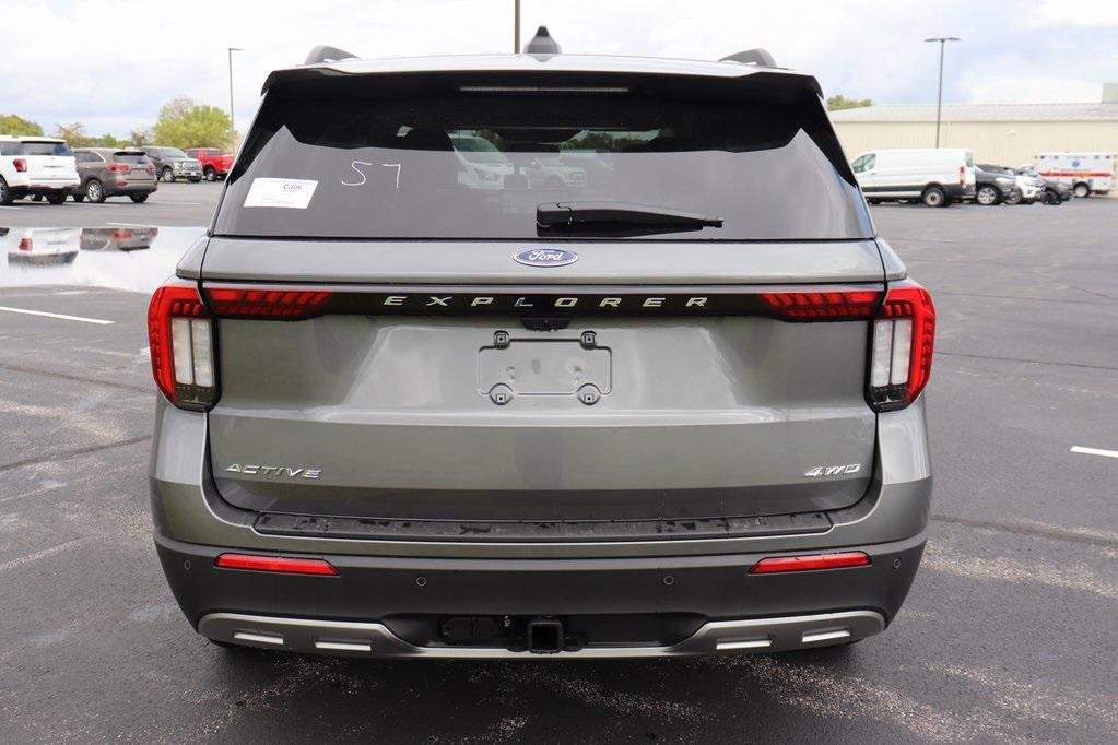 new 2025 Ford Explorer car, priced at $46,500