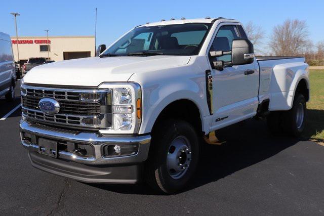 new 2024 Ford F-350 car, priced at $62,500