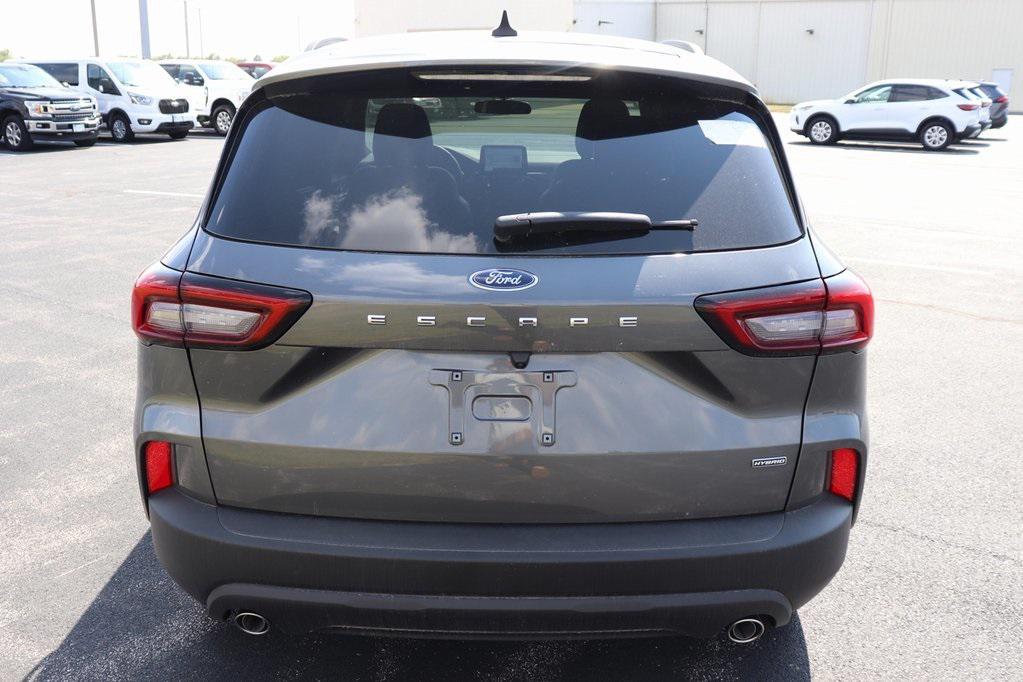new 2025 Ford Escape car, priced at $29,000