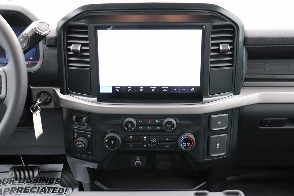 new 2025 Ford F-150 car, priced at $52,815