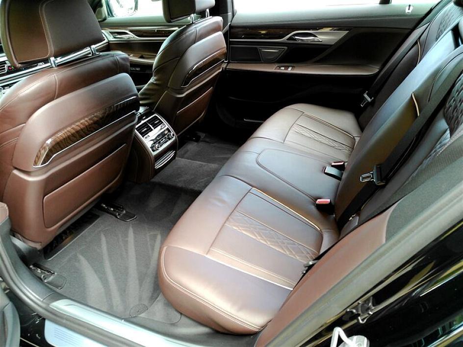 used 2018 BMW 750 car, priced at $22,980