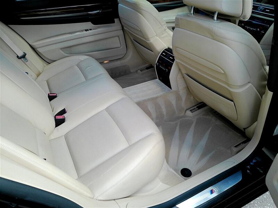 used 2014 BMW 750 car, priced at $14,850