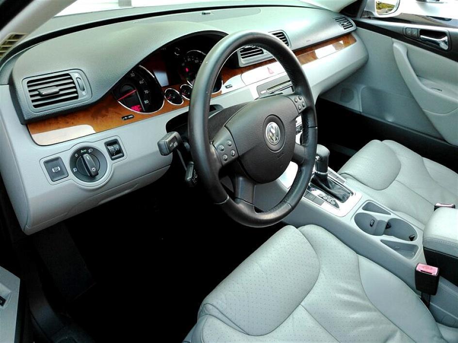 used 2007 Volkswagen Passat car, priced at $6,750