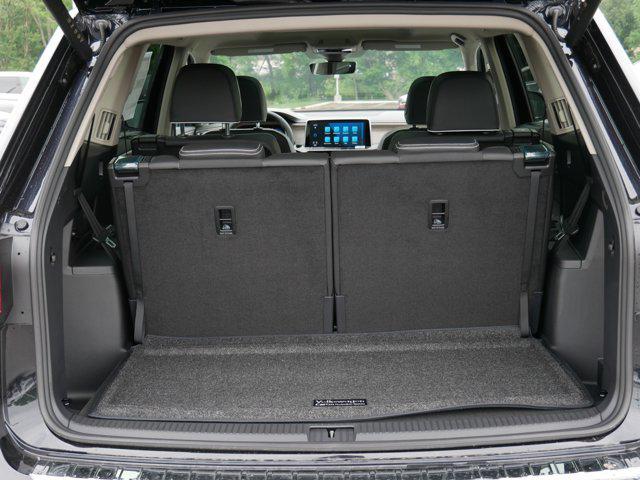 new 2025 Volkswagen Atlas car, priced at $54,188