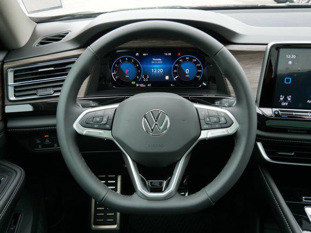 new 2025 Volkswagen Atlas car, priced at $54,188
