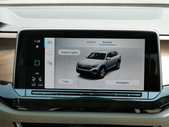 new 2025 Volkswagen Atlas car, priced at $45,720