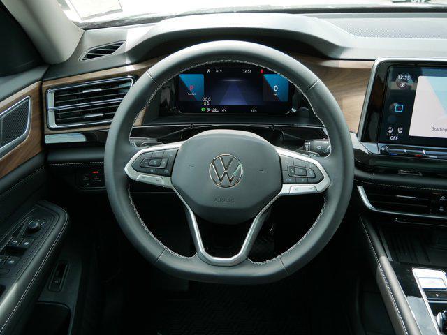 new 2025 Volkswagen Atlas car, priced at $41,105
