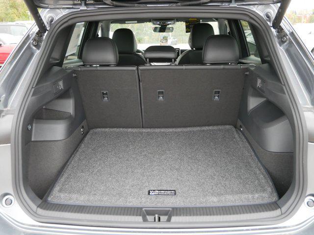 new 2025 Volkswagen Tiguan car, priced at $38,876