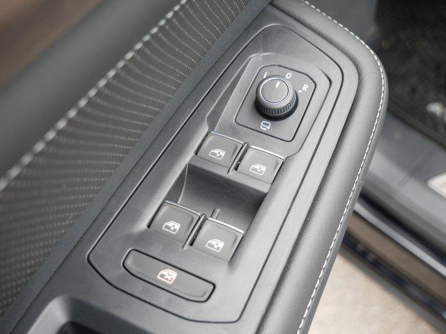 new 2025 Volkswagen Atlas car, priced at $53,956