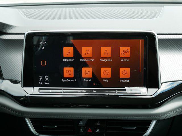new 2025 Volkswagen Atlas car, priced at $46,211