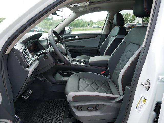 new 2025 Volkswagen Atlas car, priced at $46,211