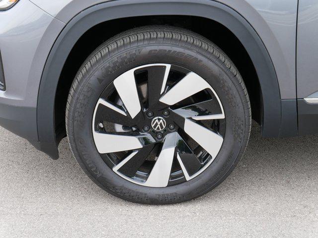 new 2024 Volkswagen Atlas Cross Sport car, priced at $45,291