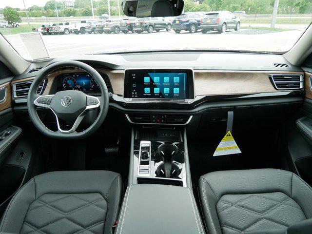 new 2025 Volkswagen Atlas car, priced at $44,750