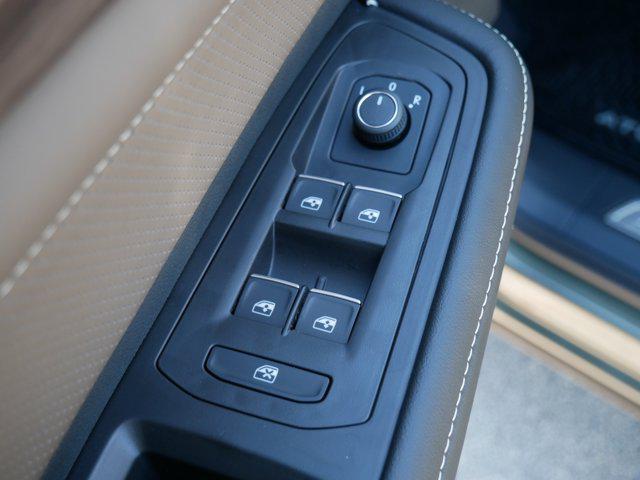 new 2025 Volkswagen Atlas car, priced at $44,006