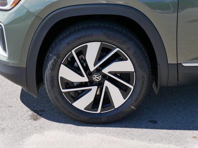 new 2025 Volkswagen Atlas car, priced at $44,006