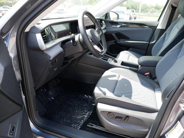 new 2025 Volkswagen Tiguan car, priced at $35,476
