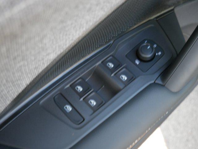 new 2025 Volkswagen Tiguan car, priced at $33,246