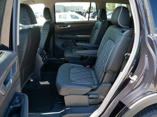new 2025 Volkswagen Atlas car, priced at $49,706