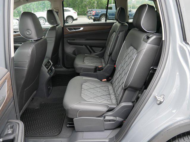 new 2025 Volkswagen Atlas car, priced at $50,411