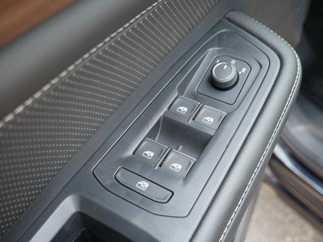 new 2025 Volkswagen Atlas car, priced at $39,940