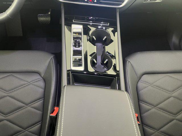 used 2025 Volkswagen Atlas car, priced at $40,998