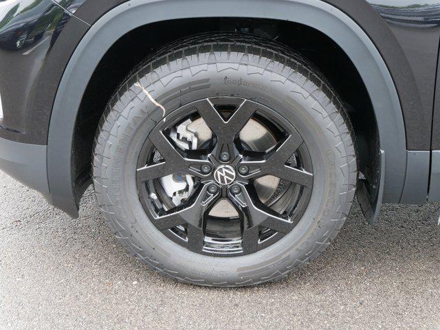 new 2025 Volkswagen Atlas car, priced at $46,481