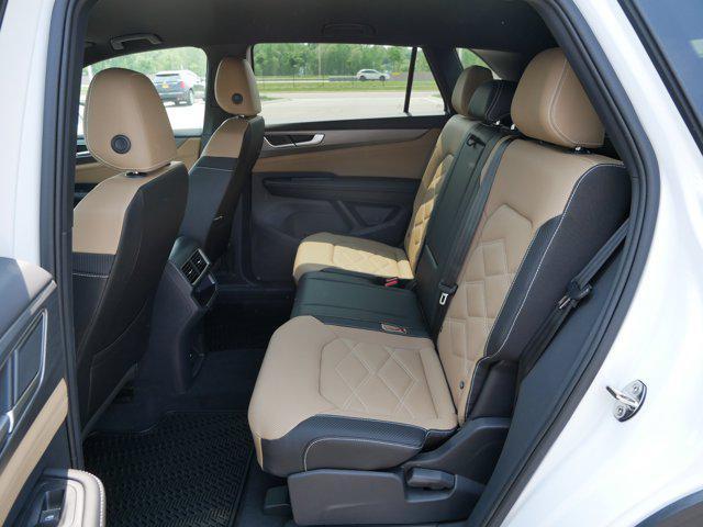 new 2025 Volkswagen Atlas Cross Sport car, priced at $40,093