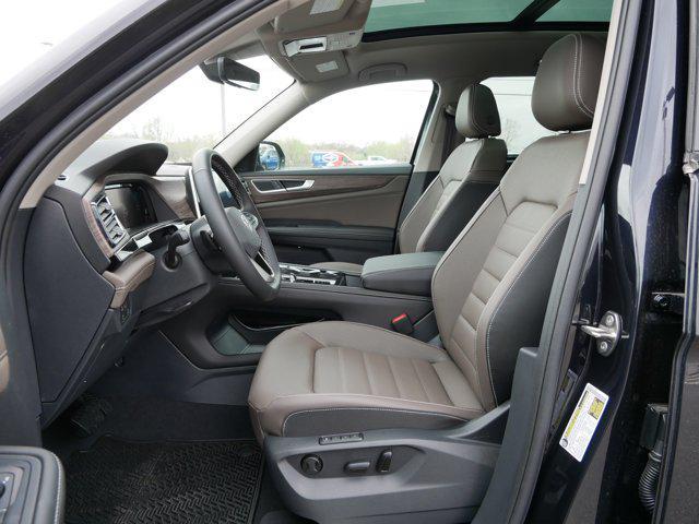 new 2025 Volkswagen Atlas car, priced at $47,756