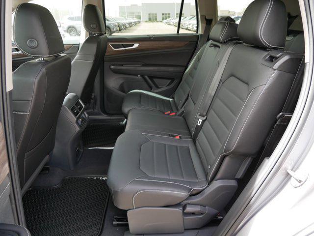 new 2025 Volkswagen Atlas car, priced at $48,256
