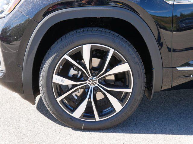 new 2026 Volkswagen Atlas car, priced at $56,068