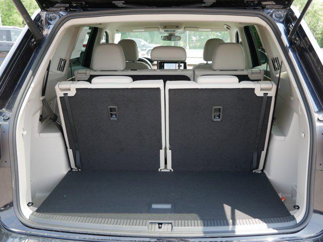 new 2025 Volkswagen Atlas car, priced at $39,940