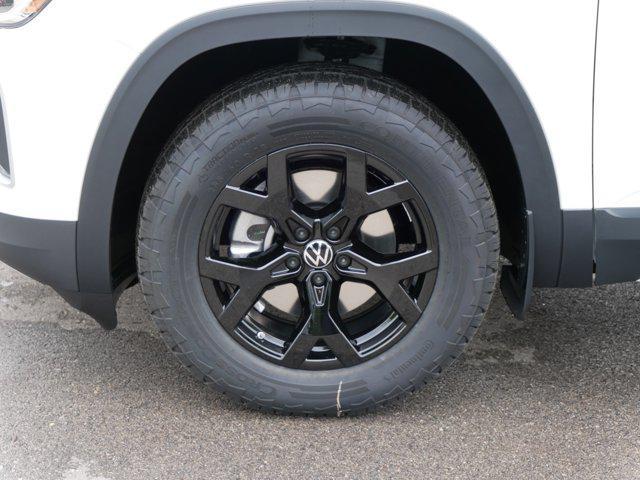 new 2025 Volkswagen Atlas car, priced at $41,961