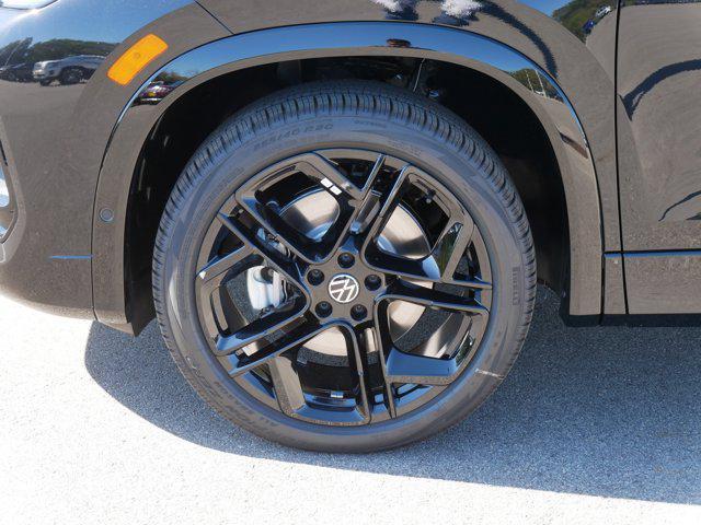 new 2025 Volkswagen Tiguan car, priced at $38,886