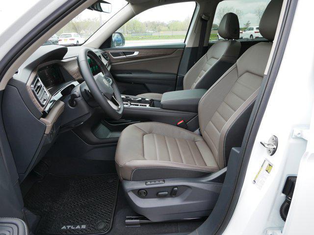 new 2025 Volkswagen Atlas car, priced at $48,211