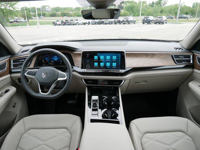 new 2025 Volkswagen Atlas car, priced at $44,155