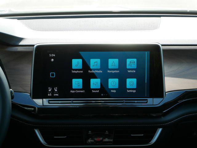 new 2025 Volkswagen Atlas car, priced at $40,600