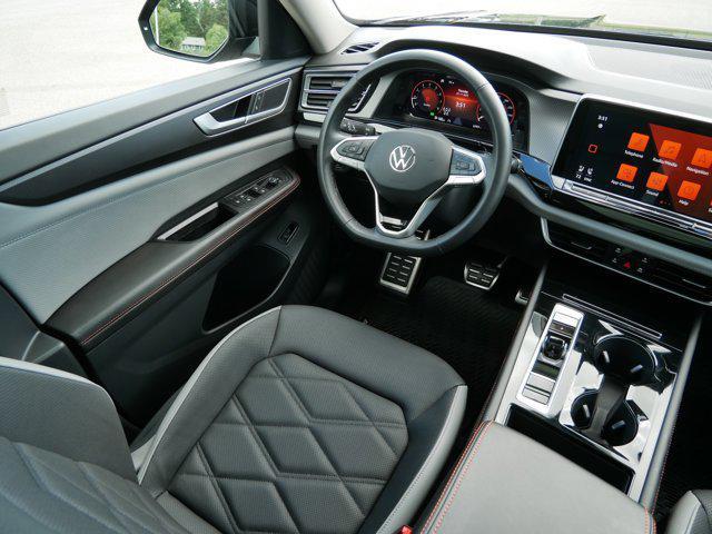 used 2025 Volkswagen Atlas car, priced at $42,498
