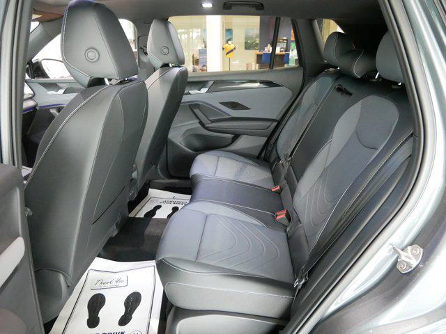 new 2025 Volkswagen Tiguan car, priced at $36,876
