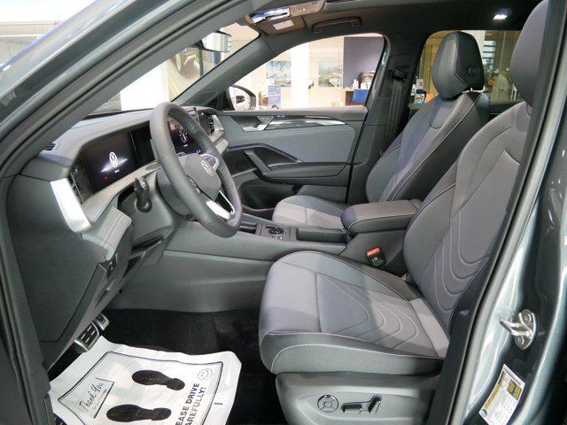 new 2025 Volkswagen Tiguan car, priced at $36,876