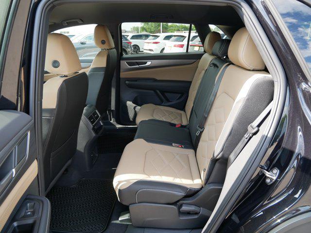 new 2025 Volkswagen Atlas Cross Sport car, priced at $39,106