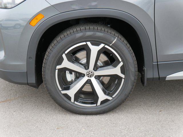 new 2025 Volkswagen Tiguan car, priced at $36,570